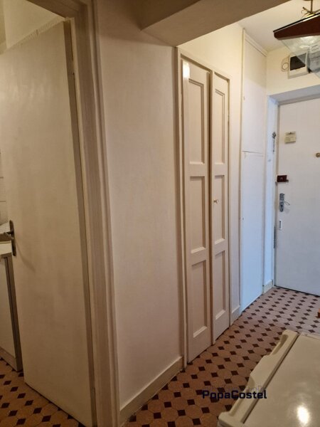 Intercontinental - Batistei 2 camere etaj 4/9, balcon, bloc cu lift
